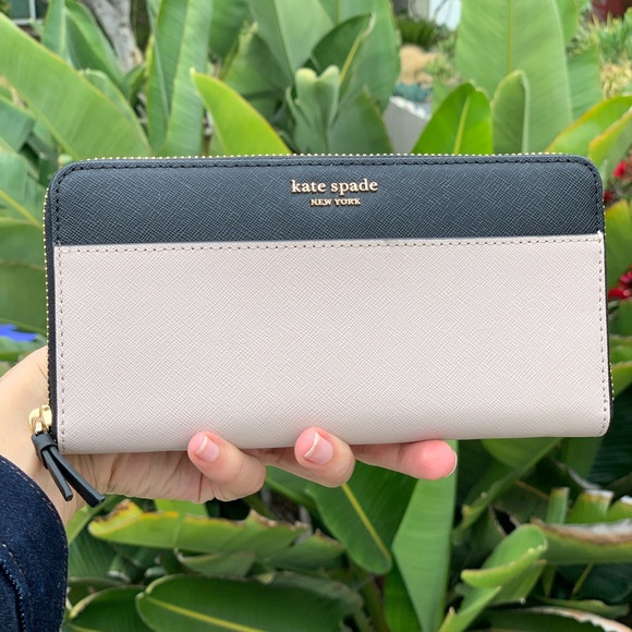 kate spade Handbags - Kate Spade LG Cameron Continental Wallet
